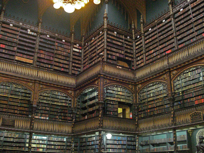 Illustration for article titled Its Friday. Lets Just Gawk at This Beautiful Library